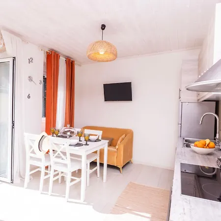 Historico Apartment, Corfu Old Town Апартаменты *
